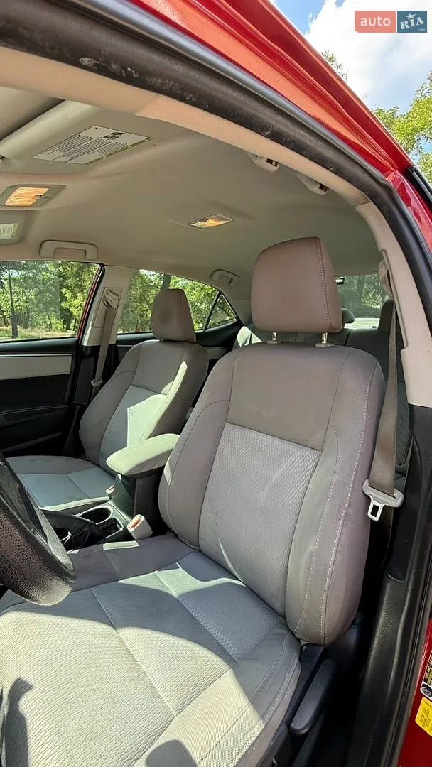 2016 Toyota Corolla - мініатюра 17