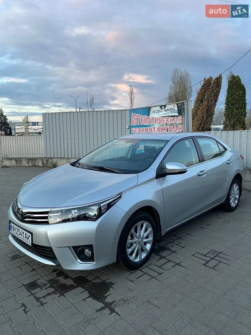 2014 Toyota Corolla - фото 1