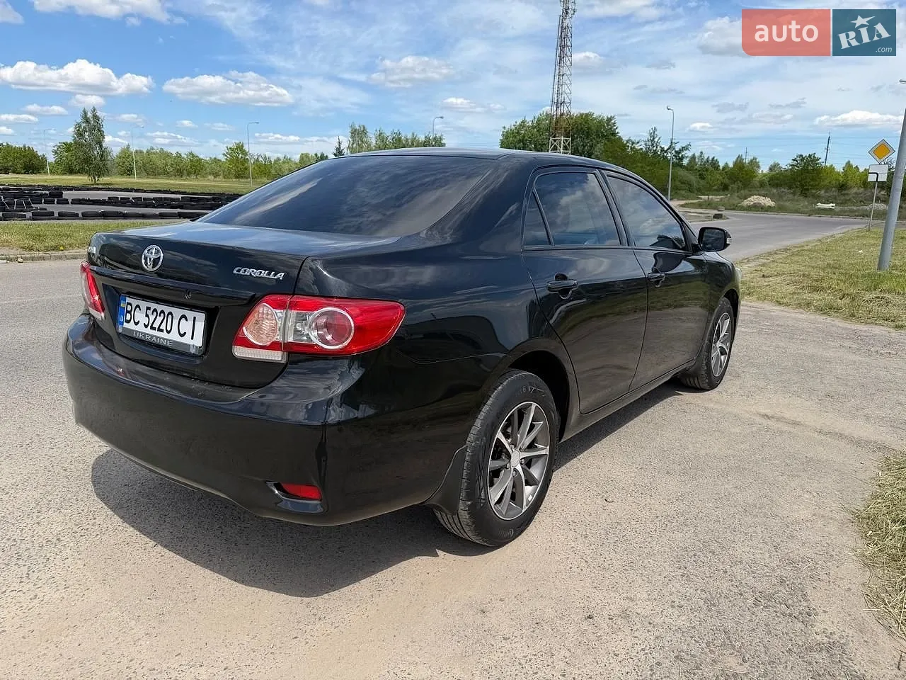 2010 Toyota Corolla - мініатюра 9
