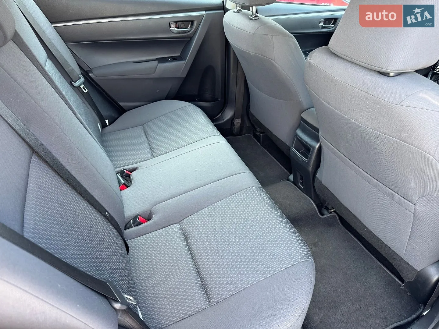 2017 Toyota Corolla - мініатюра 19