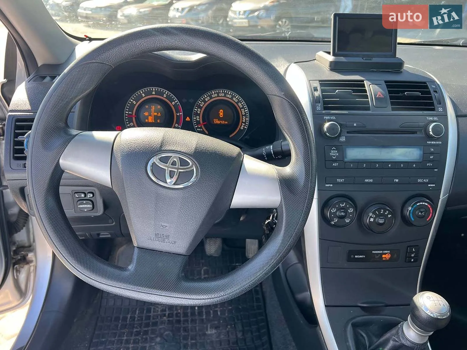 2011 Toyota Corolla - мініатюра 21