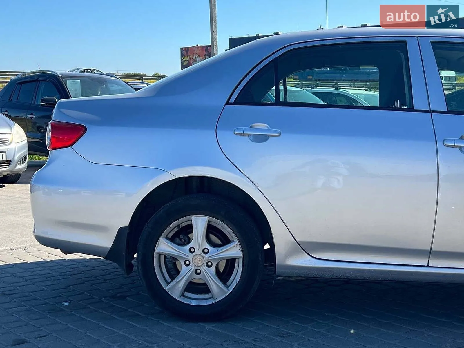 2011 Toyota Corolla - мініатюра 7