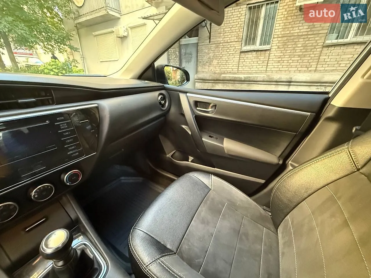 2016 Toyota Corolla - мініатюра 10