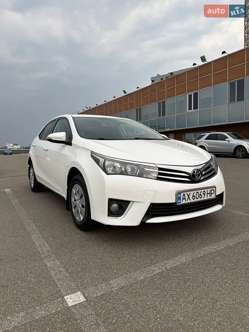 2013 Toyota Corolla - мініатюра 12