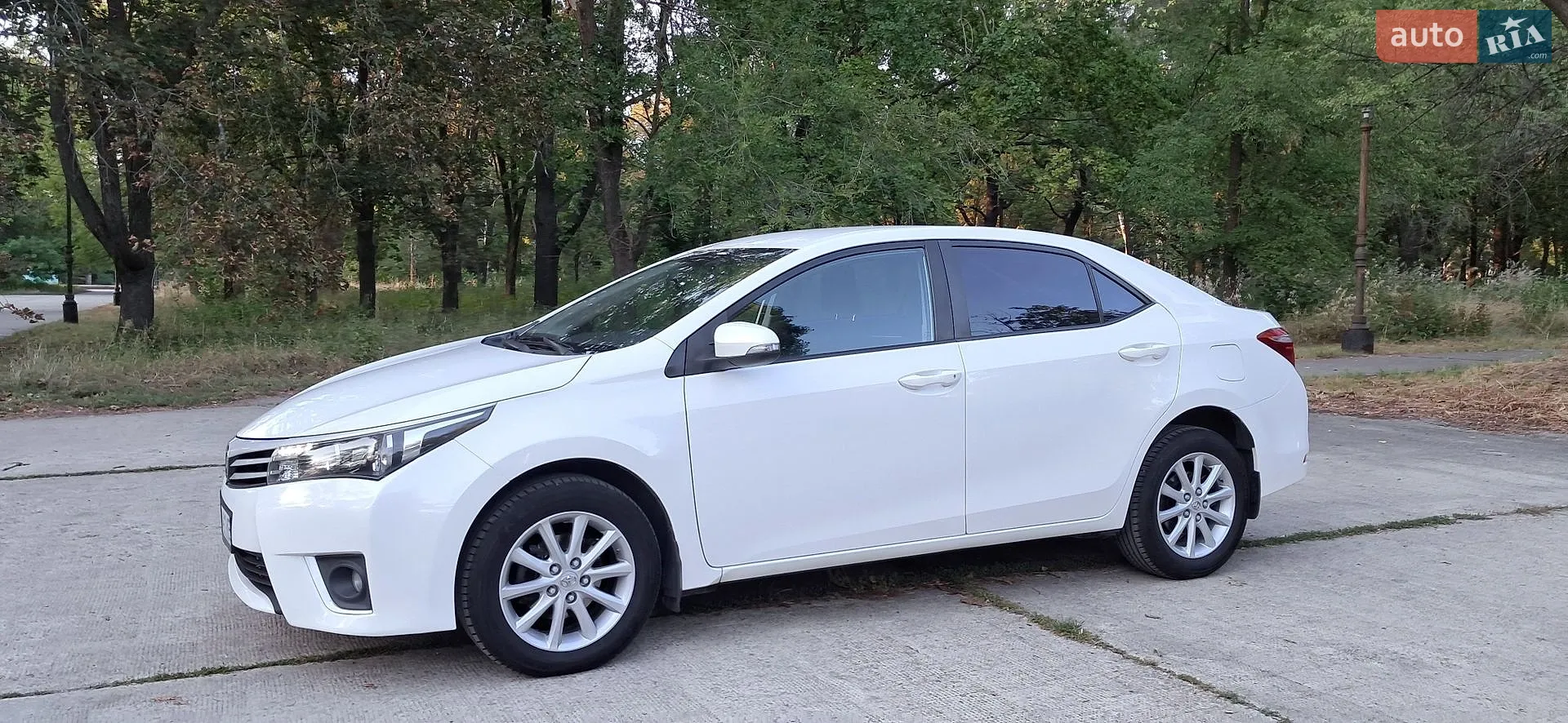 2014 Toyota Corolla - фото 1