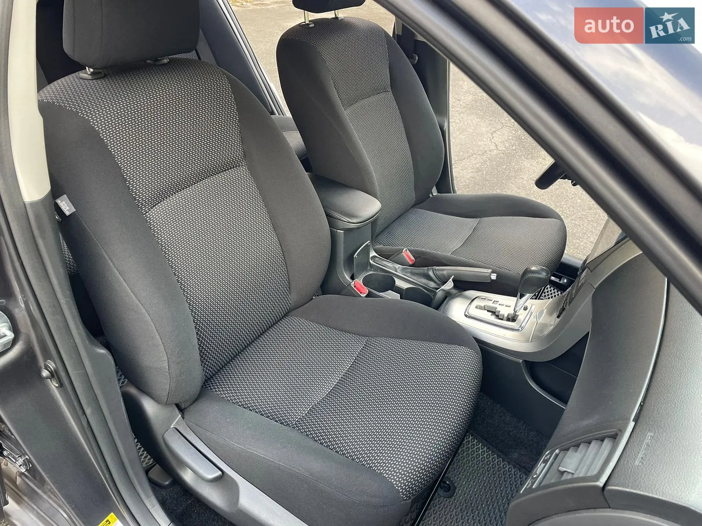 2010 Toyota Corolla - мініатюра 13