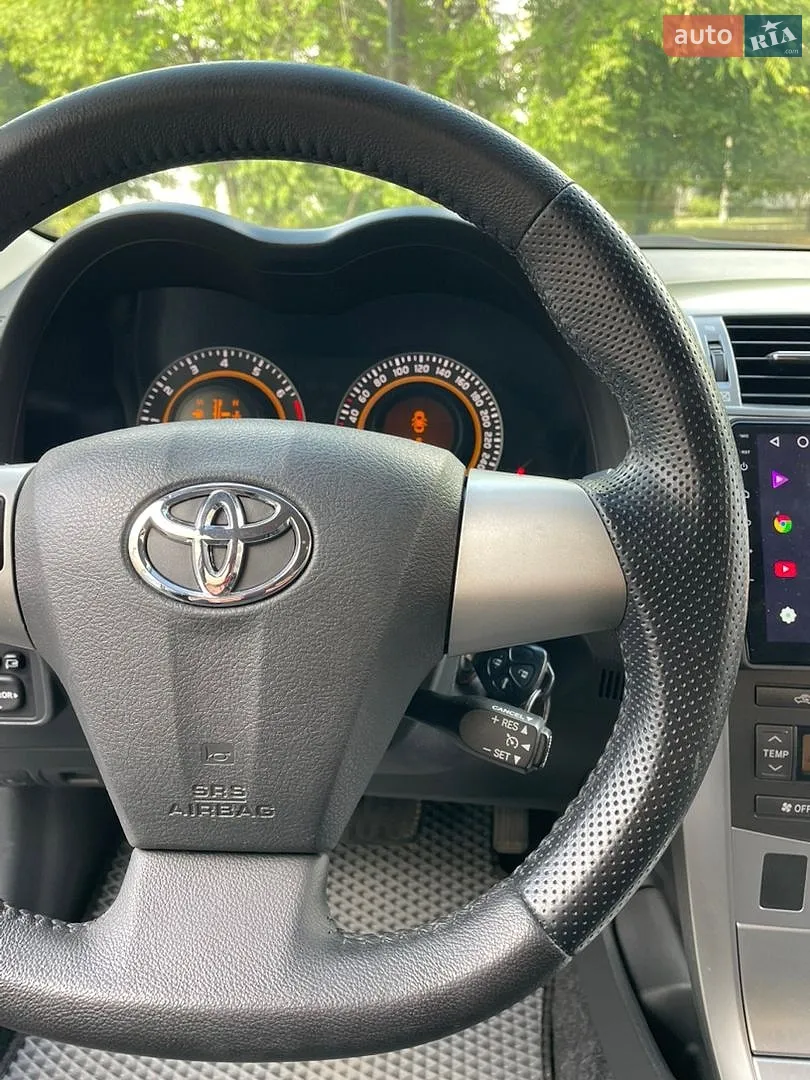 2010 Toyota Corolla - мініатюра 30