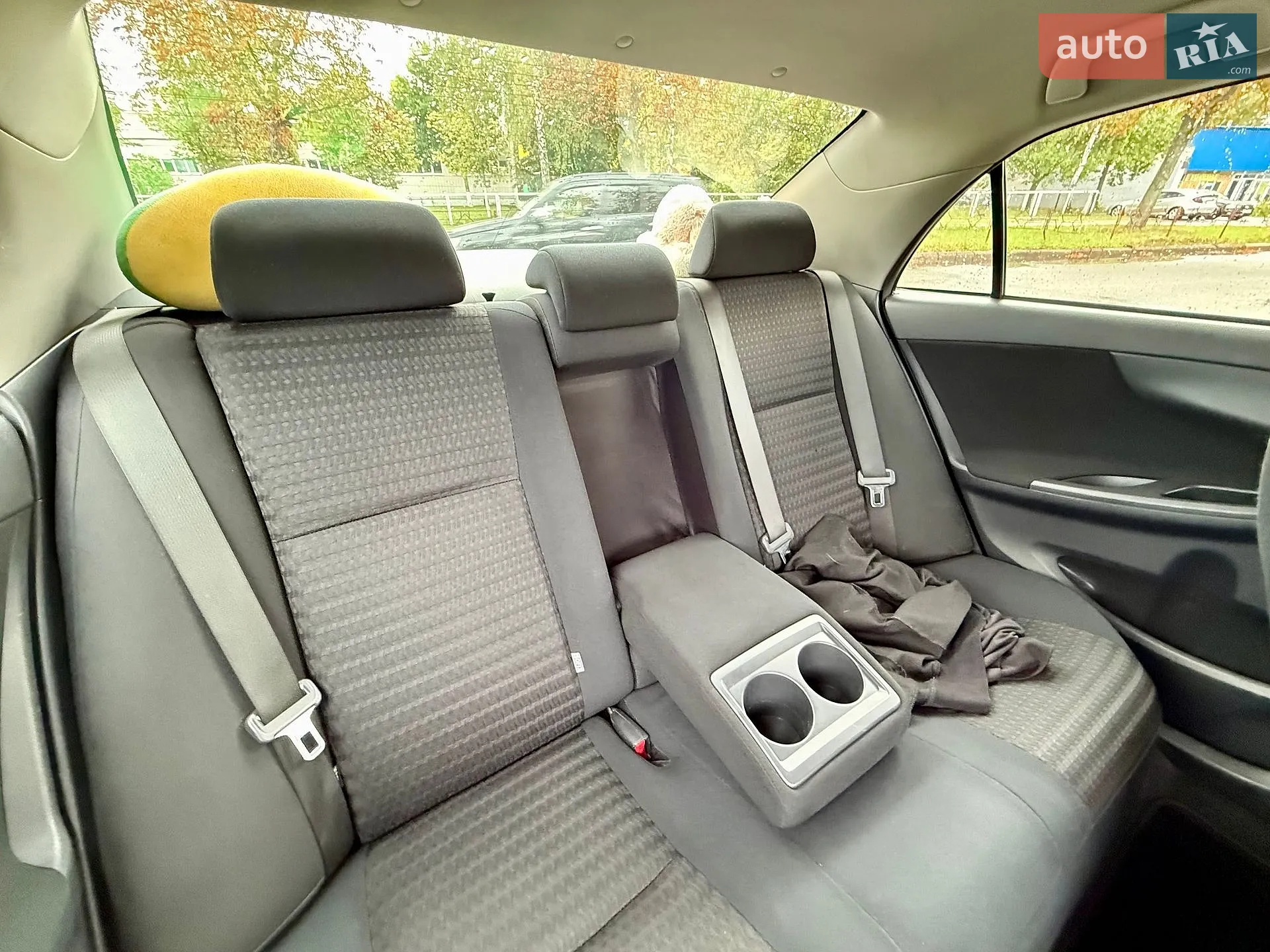 2011 Toyota Corolla - мініатюра 9