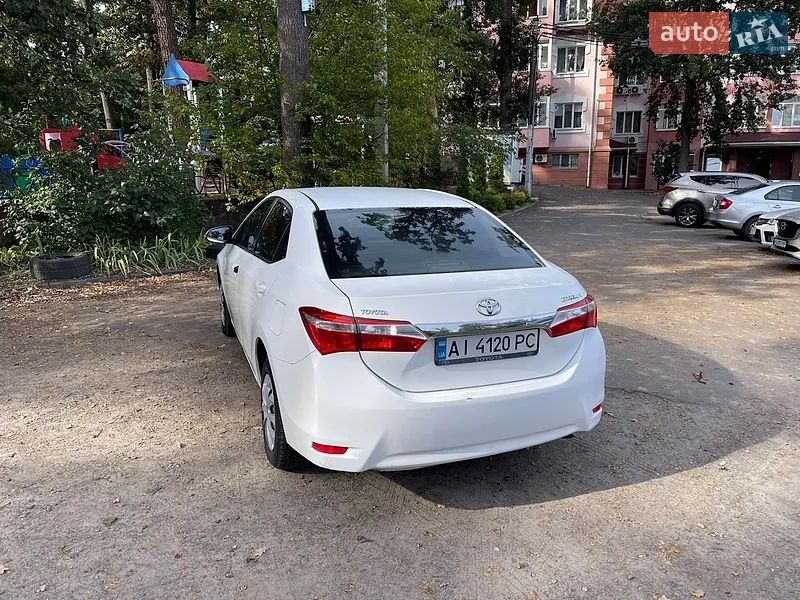 Toyota Corolla 2013