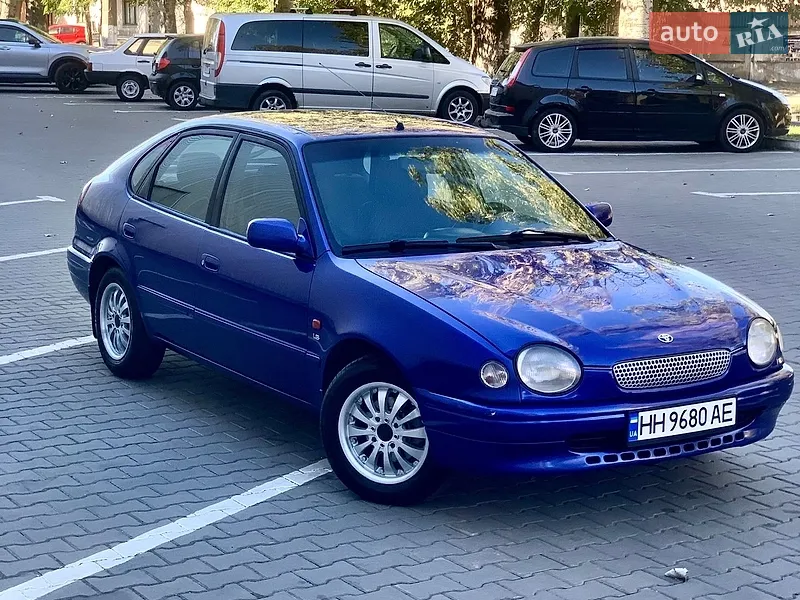 Toyota Corolla 2000