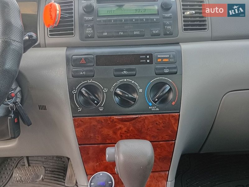 Седан Toyota Corolla 2005 в Львове фото 17 Седан Toyota Corolla 2005 в Львове