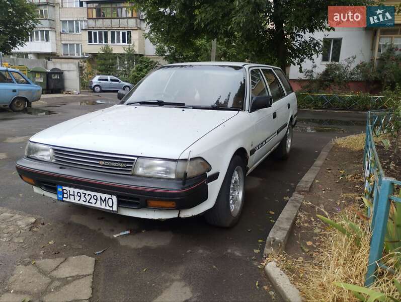 Toyota Corona 1986