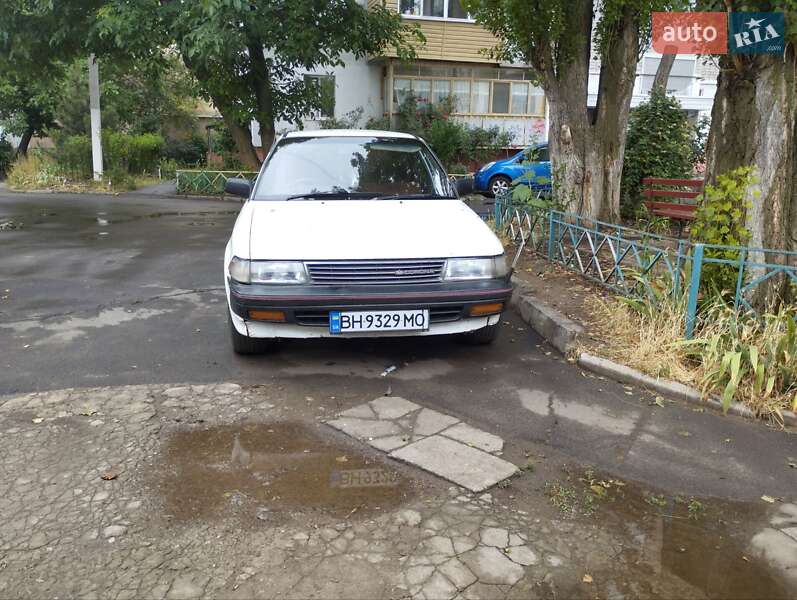 Ліфтбек Toyota Corona 1986 в Чорноморську фото 3 Ліфтбек Toyota Corona 1986 в Чорноморську