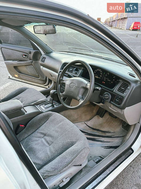 Седан Toyota Cresta 1998 в Одессе