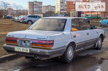 Седан Toyota Crown 1987 в Одессе