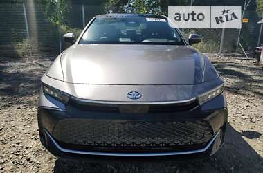 Седан Toyota Crown 2022 в 