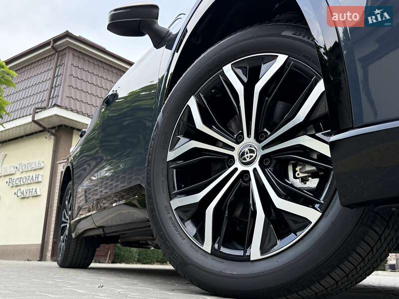 Позашляховик / Кросовер Toyota Crown 2024 в Вінниці