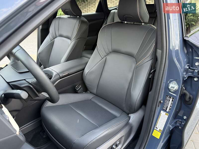 Позашляховик / Кросовер Toyota Crown 2024 в Вінниці