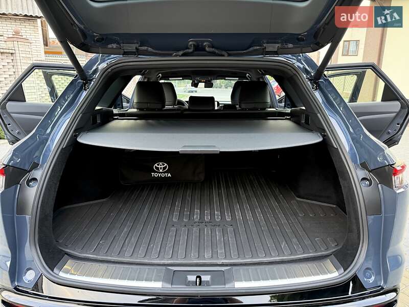 Позашляховик / Кросовер Toyota Crown 2024 в Вінниці