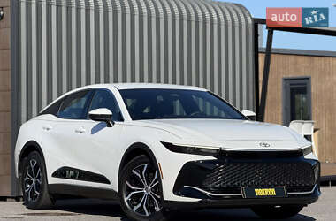 Внедорожник / Кроссовер Toyota Crown 2024 в 