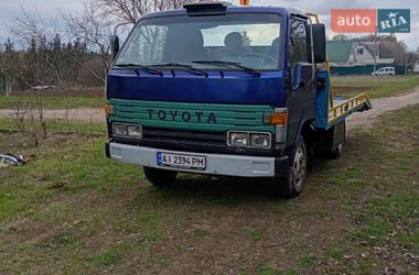 Евакуатор Toyota Dyna 1996 в Ржищеві