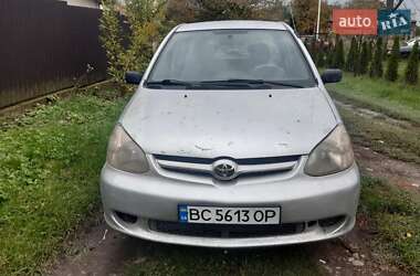 Седан Toyota Echo 2003 в Золочеві