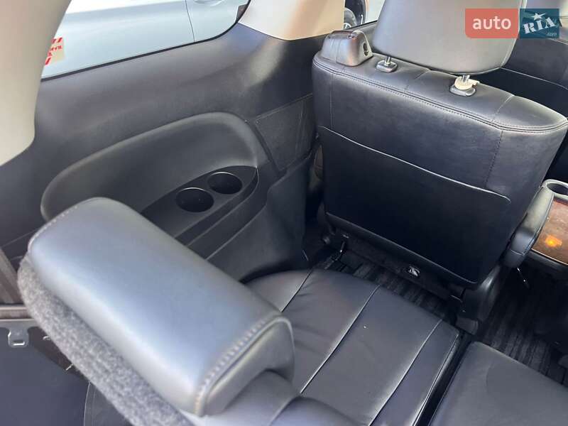 Минивэн Toyota Estima 2014 в Киеве фото 12 Минивэн Toyota Estima 2014 в Киеве