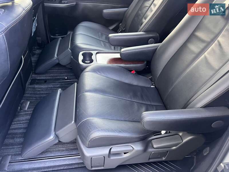 Минивэн Toyota Estima 2014 в Киеве фото 22 Минивэн Toyota Estima 2014 в Киеве