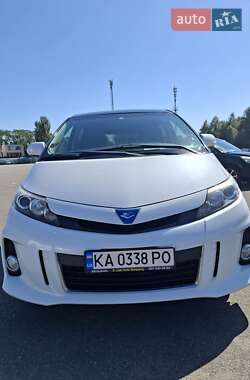 Минивэн Toyota Estima 2014 в Киеве