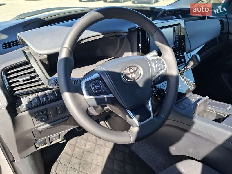 Минивэн Toyota Estima 2017 в Киеве фото 5 Минивэн Toyota Estima 2017 в Киеве