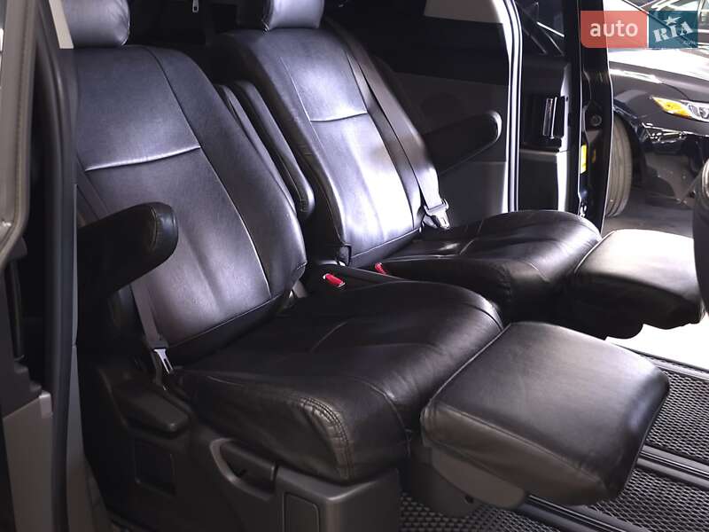 Мінівен Toyota Estima 2010 в Миколаєві