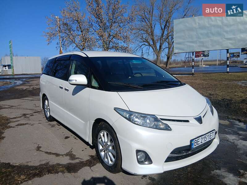 Минивэн Toyota Estima 2010 в Первомайске фото 2 Минивэн Toyota Estima 2010 в Первомайске