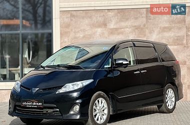 Минивэн Toyota Estima 2010 в Николаеве