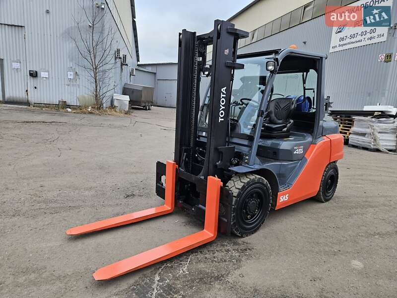 Вилочный погрузчик Toyota FG 2019 в Киеве фото 4 Вилочный погрузчик Toyota FG 2019 в Киеве