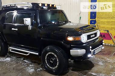 Позашляховик / Кросовер Toyota FJ Cruiser 2007 в 