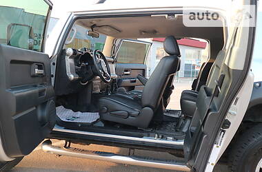 Позашляховик / Кросовер Toyota FJ Cruiser 2007 в 