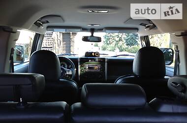 Позашляховик / Кросовер Toyota FJ Cruiser 2014 в 