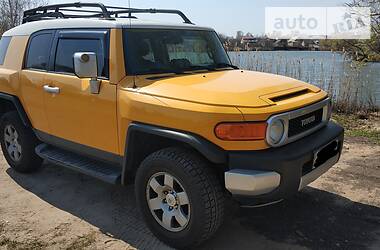 Позашляховик / Кросовер Toyota FJ Cruiser 2008 в 