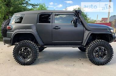 Внедорожник / Кроссовер Toyota FJ Cruiser 2012 в Ивано-Франковске