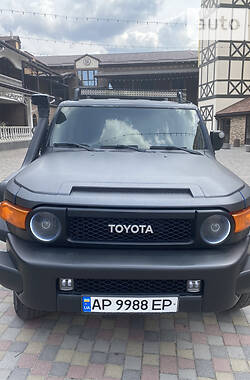 Внедорожник / Кроссовер Toyota FJ Cruiser 2007 в Запорожье