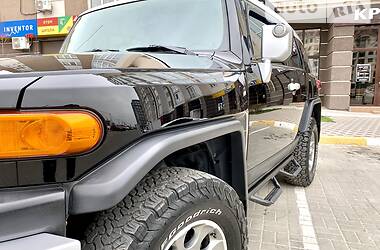 Внедорожник / Кроссовер Toyota FJ Cruiser 2013 в Киеве