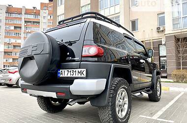 Внедорожник / Кроссовер Toyota FJ Cruiser 2013 в Киеве