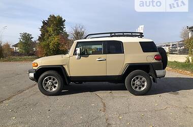 Внедорожник / Кроссовер Toyota FJ Cruiser 2012 в Полтаве