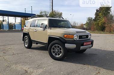 Внедорожник / Кроссовер Toyota FJ Cruiser 2012 в Полтаве