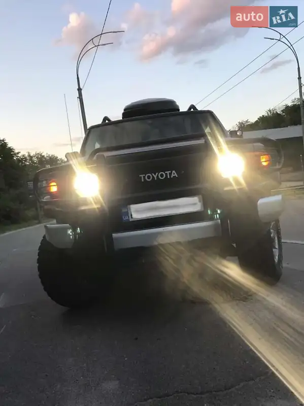 Toyota FJ Cruiser