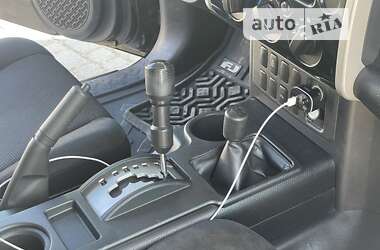 Позашляховик / Кросовер Toyota FJ Cruiser 2006 в 