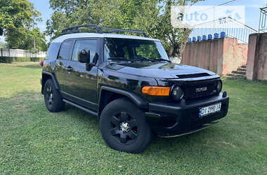 Позашляховик / Кросовер Toyota FJ Cruiser 2006 в Мукачевому