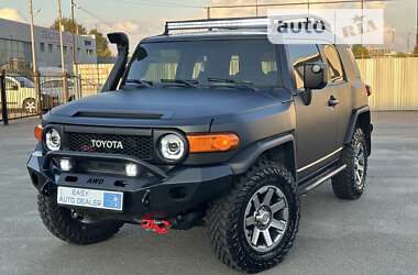 Внедорожник / Кроссовер Toyota FJ Cruiser 2007 в Киеве