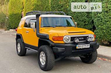 Внедорожник / Кроссовер Toyota FJ Cruiser 2006 в Киеве