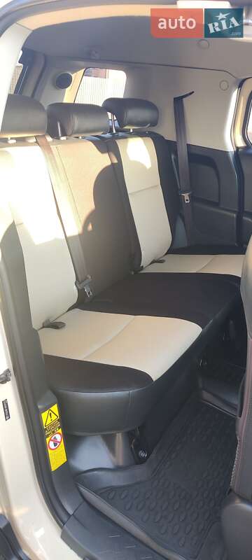 Внедорожник / Кроссовер Toyota FJ Cruiser 2010 в Киеве